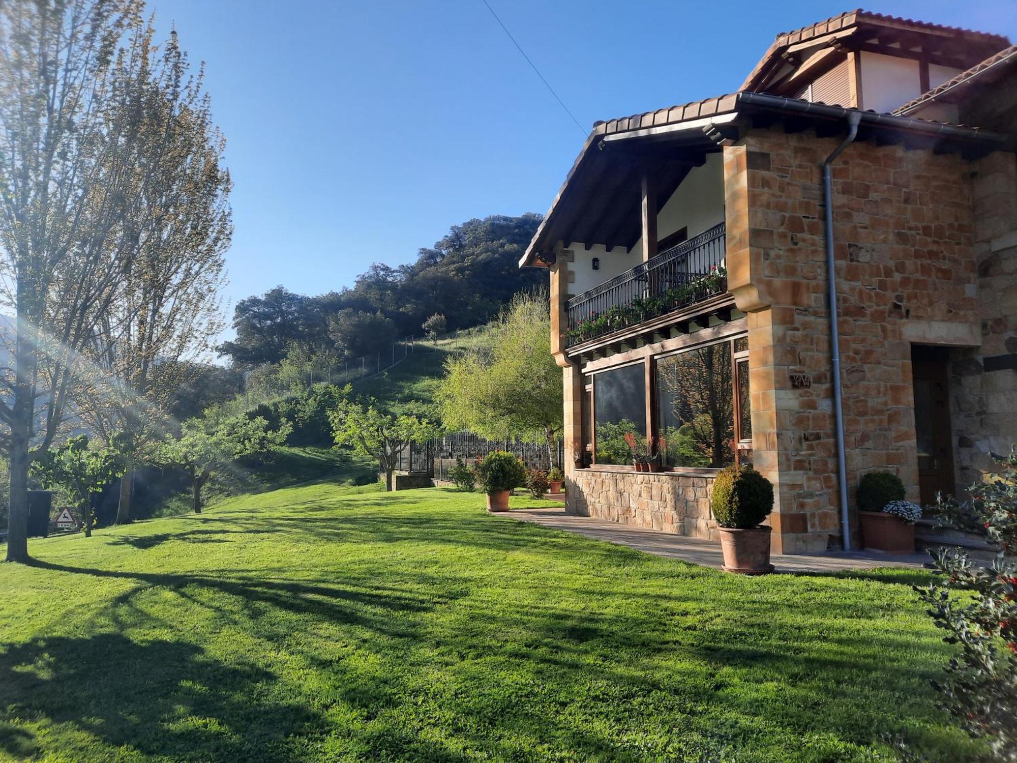 Posada El Hoyal Pesaguero-La Parte Exterior photo